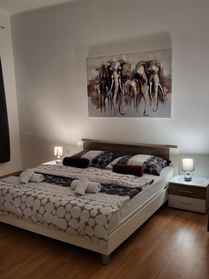 Rijeka Apartment With Free Parking And Large Balcony Exterior photo